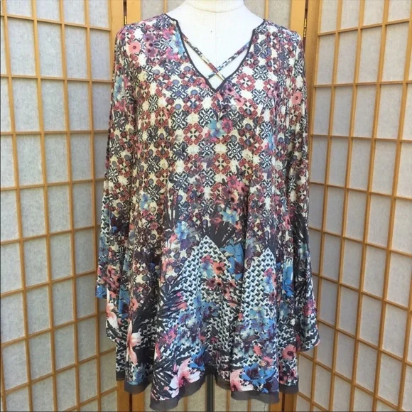 Umgee Boho Floral Print Tunic Top SZ S - Picture 2 of 8